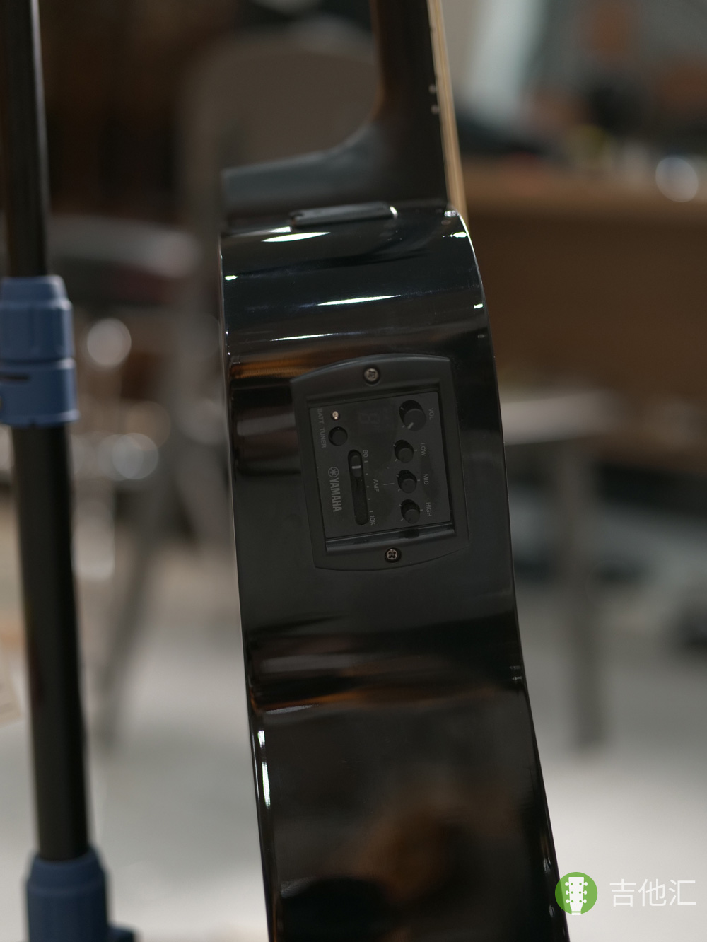 雅马哈FGX800C拾音器实拍图