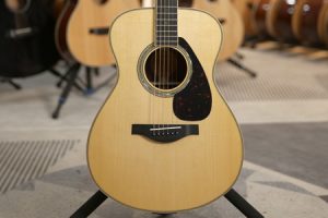 雅马哈LS16 全新展琴