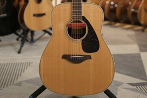 雅马哈FG830 二手9成新