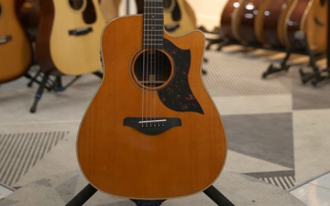 雅马哈A3R  二手95新 全单缺角电箱 背板有划痕