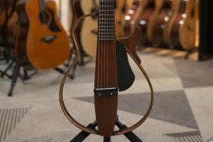 雅马哈SLG200S 二手95新 HOM270230