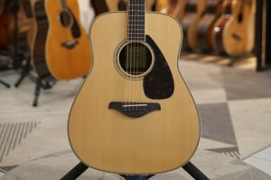 雅马哈FG830 二手99新 IHJ221888