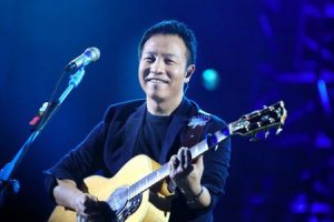 许巍 曾经的你吉他谱