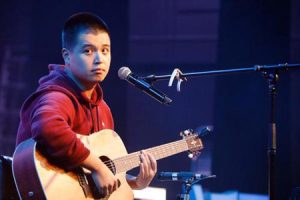 马頔 南山南吉他谱