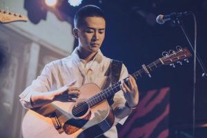 柳爽 漠河舞厅吉他谱