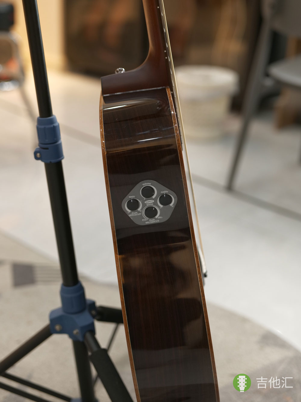 雅马哈A3R 拾音器实拍图