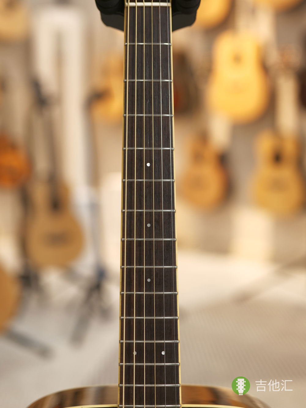 雅马哈FG730S 指板实拍图