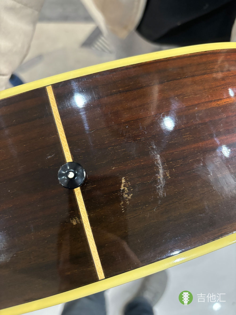 雅马哈FG730S 底侧板磕碰实拍图
