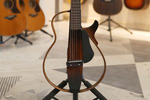 雅马哈SLG200S 二手95新 IHL200878