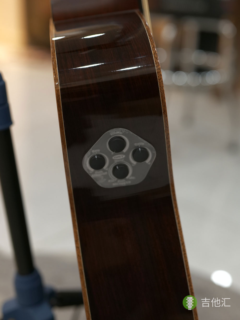 雅马哈A3R 拾音器实拍图