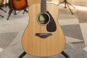 雅马哈FG830 二手95新 IHX210493