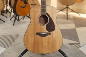 雅马哈FG700MS 二手95新 HJN160078