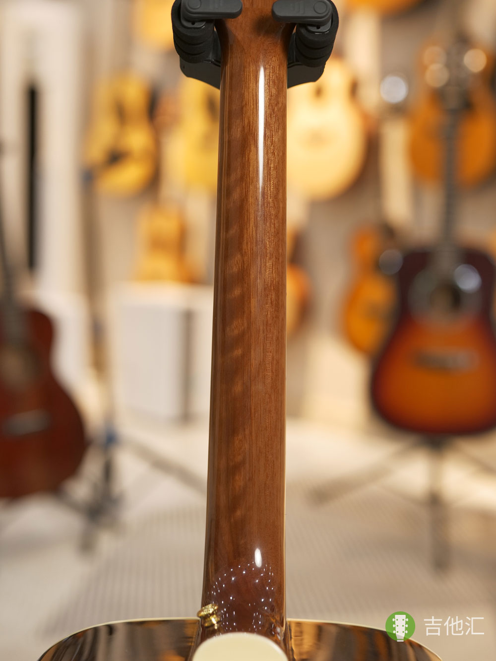 Takamine GD51 琴颈实拍图
