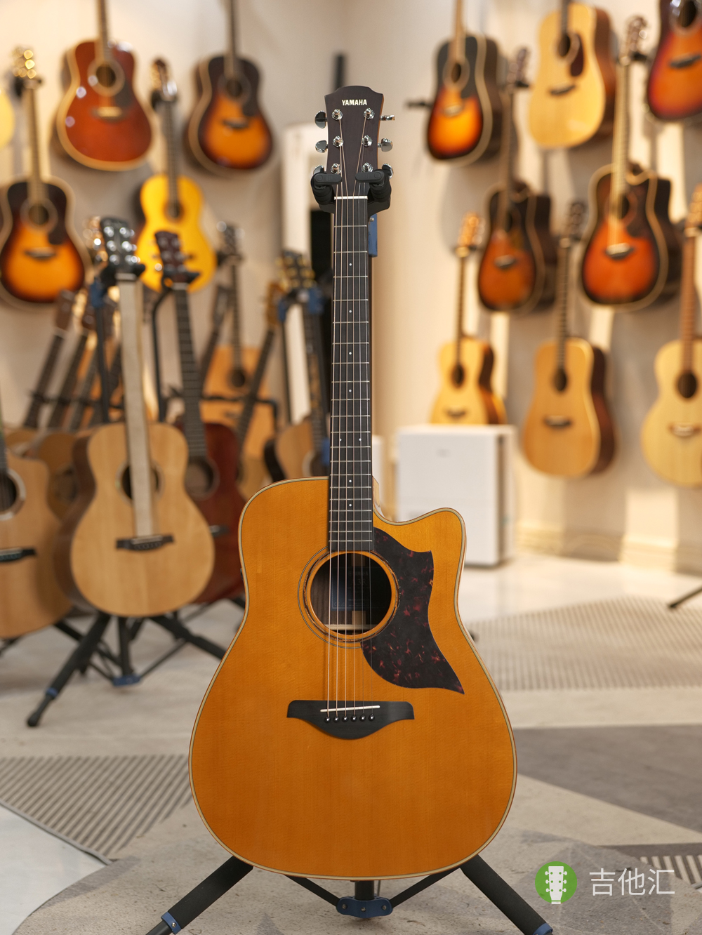 雅马哈A3R 正面实拍图