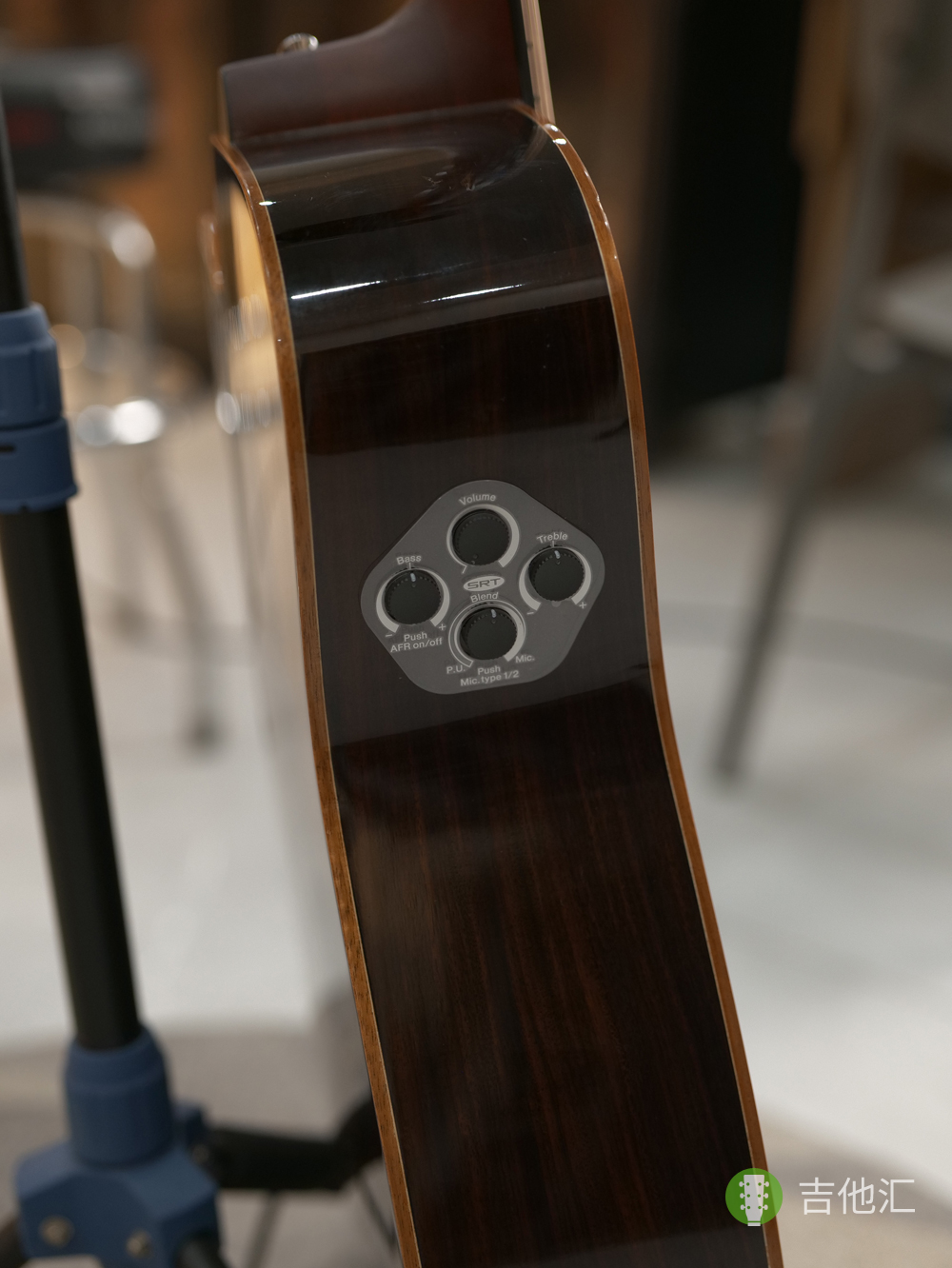 雅马哈A3R 拾音器实拍图