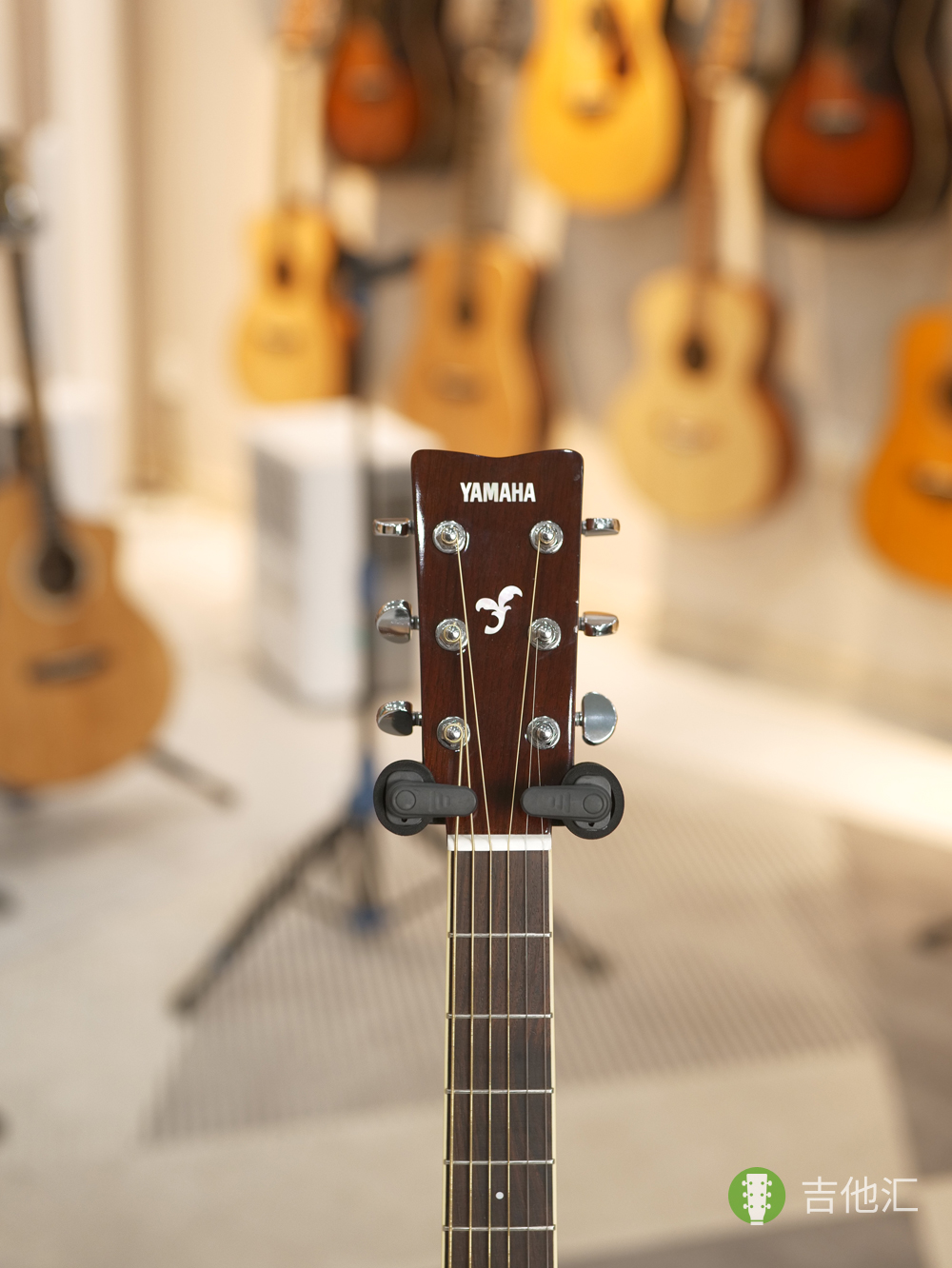 雅马哈FGTA 琴头实拍图