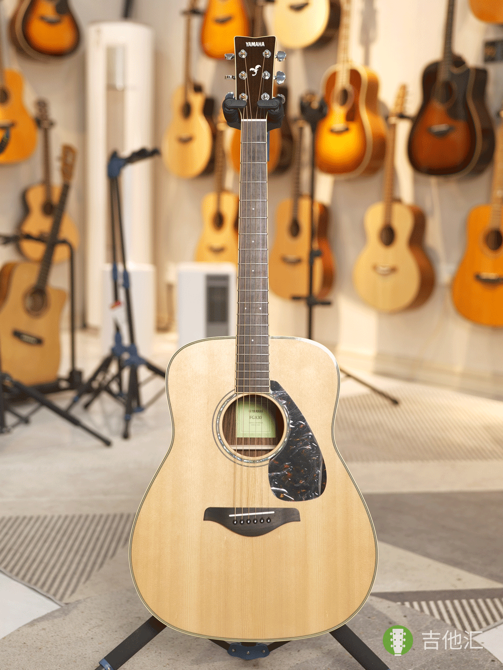 雅马哈FG830 正面实拍图