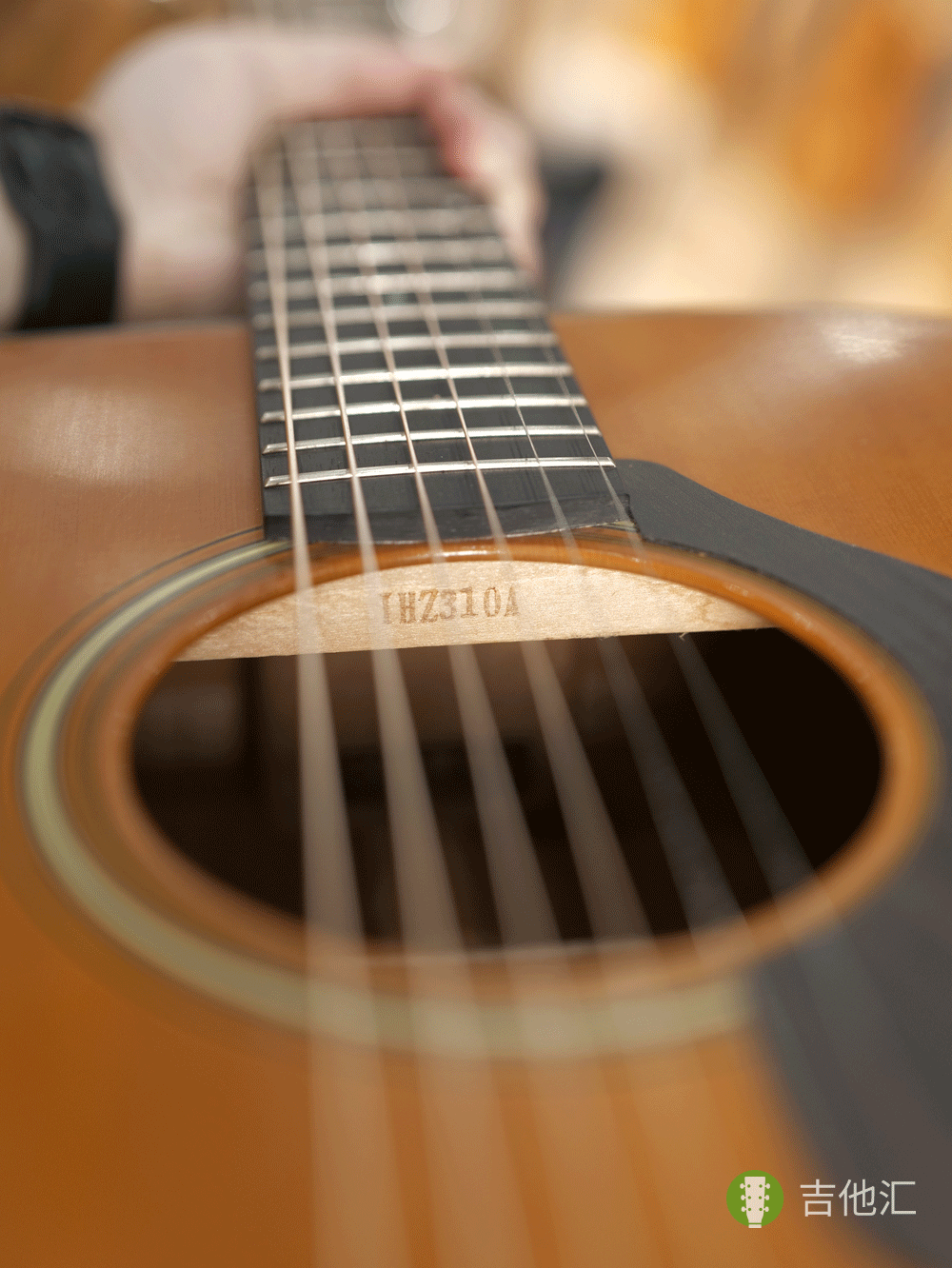 雅马哈FGX5 音孔编码实拍图