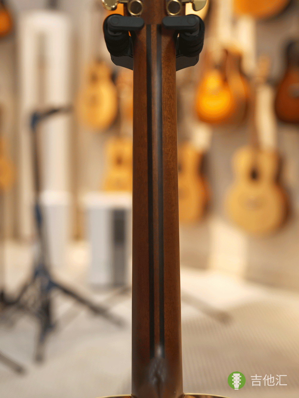 雅马哈LL6 琴颈实拍图
