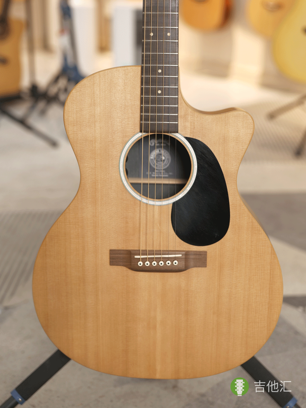 马丁GPCX1AE-20th 面板实拍图