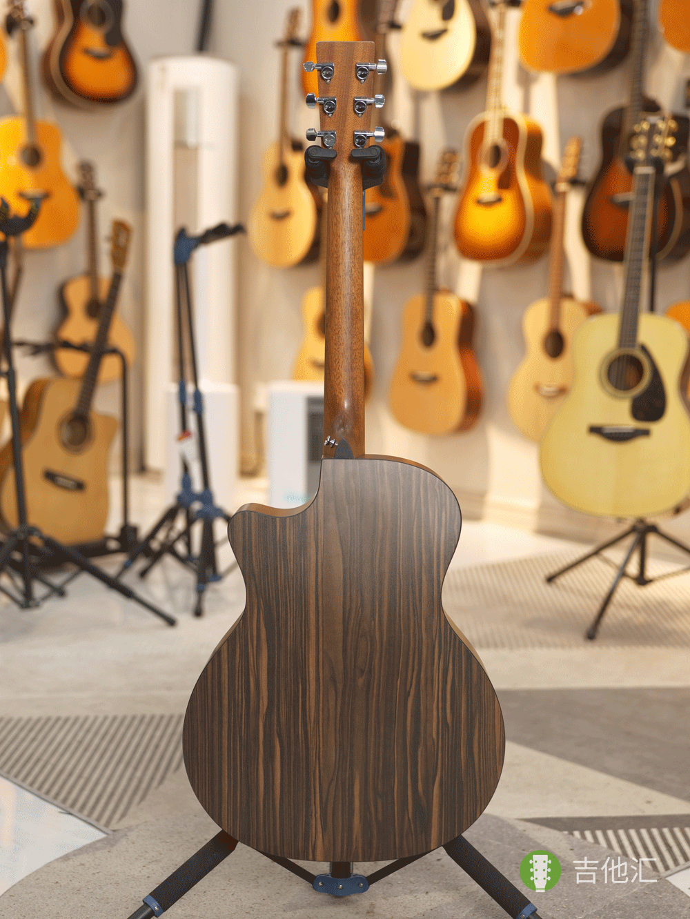 马丁GPCX1AE-20th 背面实拍图