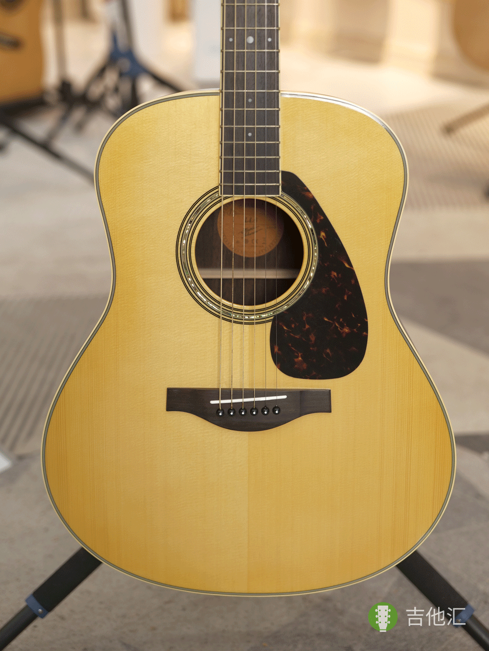 雅马哈LL6 面板实拍图