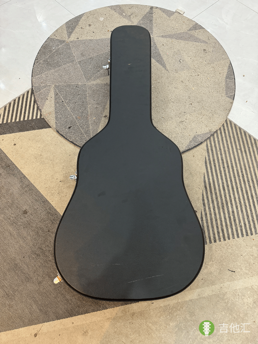 雅马哈FG830 琴盒实拍图1