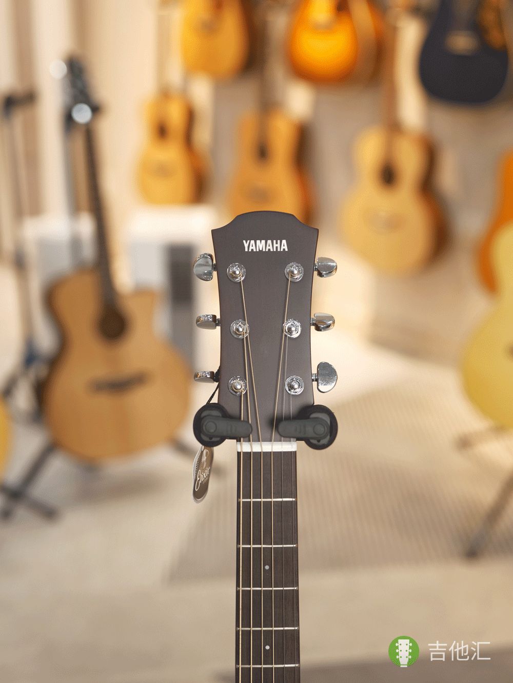 雅马哈AC1R 琴头实拍图