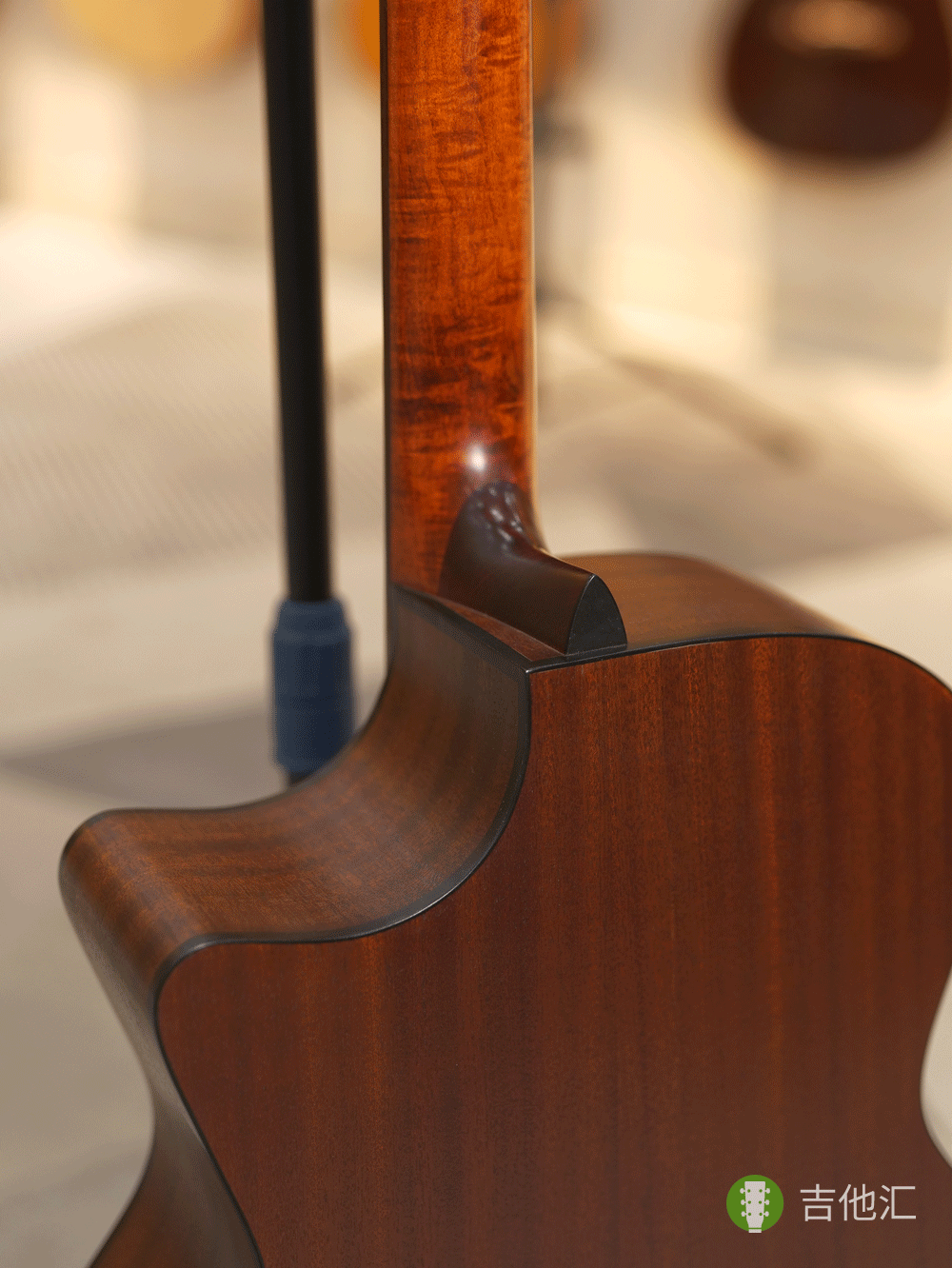 伊斯特曼PCH1 琴颈接柄处实拍图