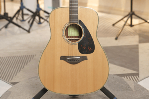 雅马哈FG830 二手98新 IJM120587