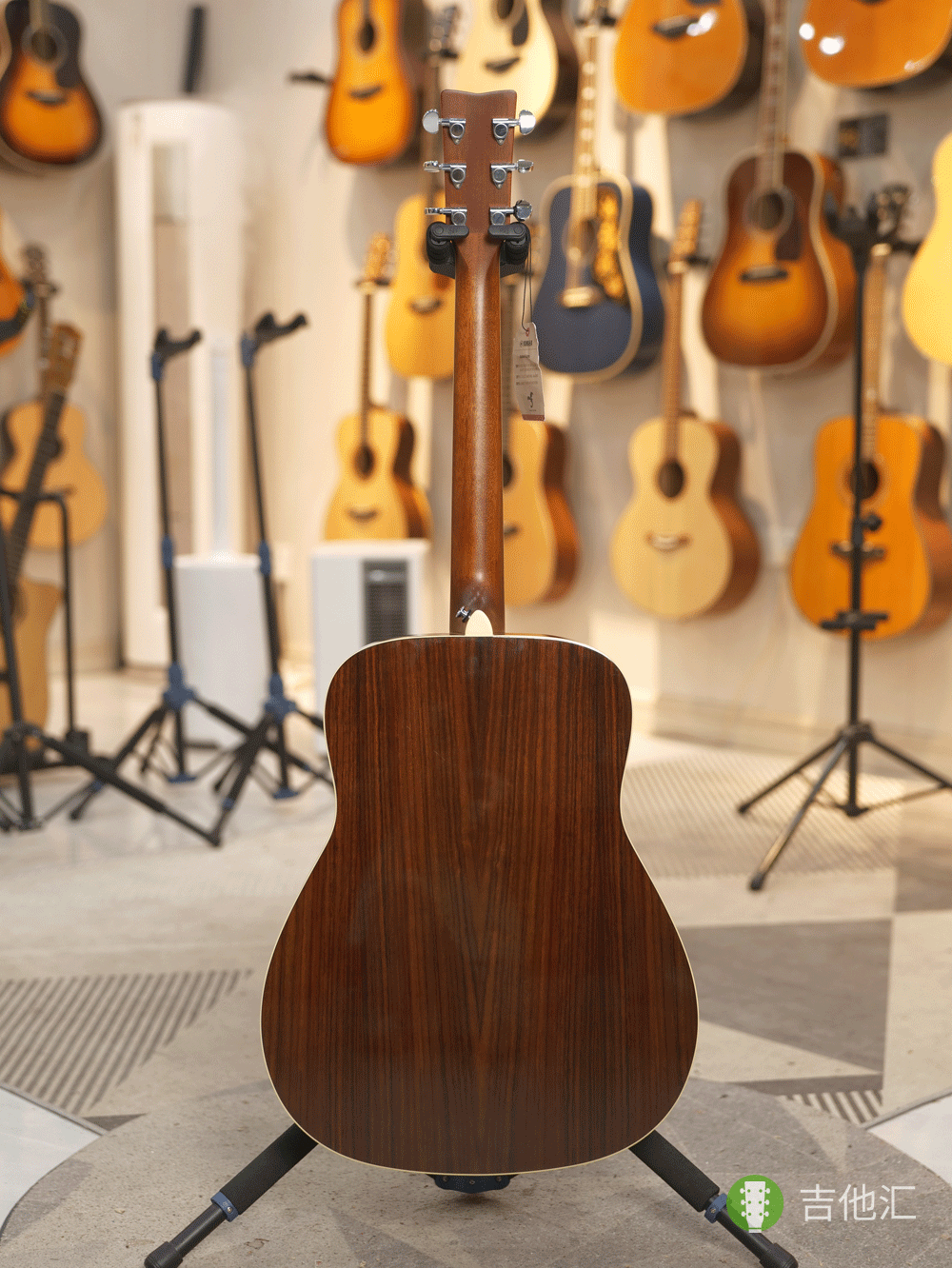 雅马哈FG830 背面实拍图