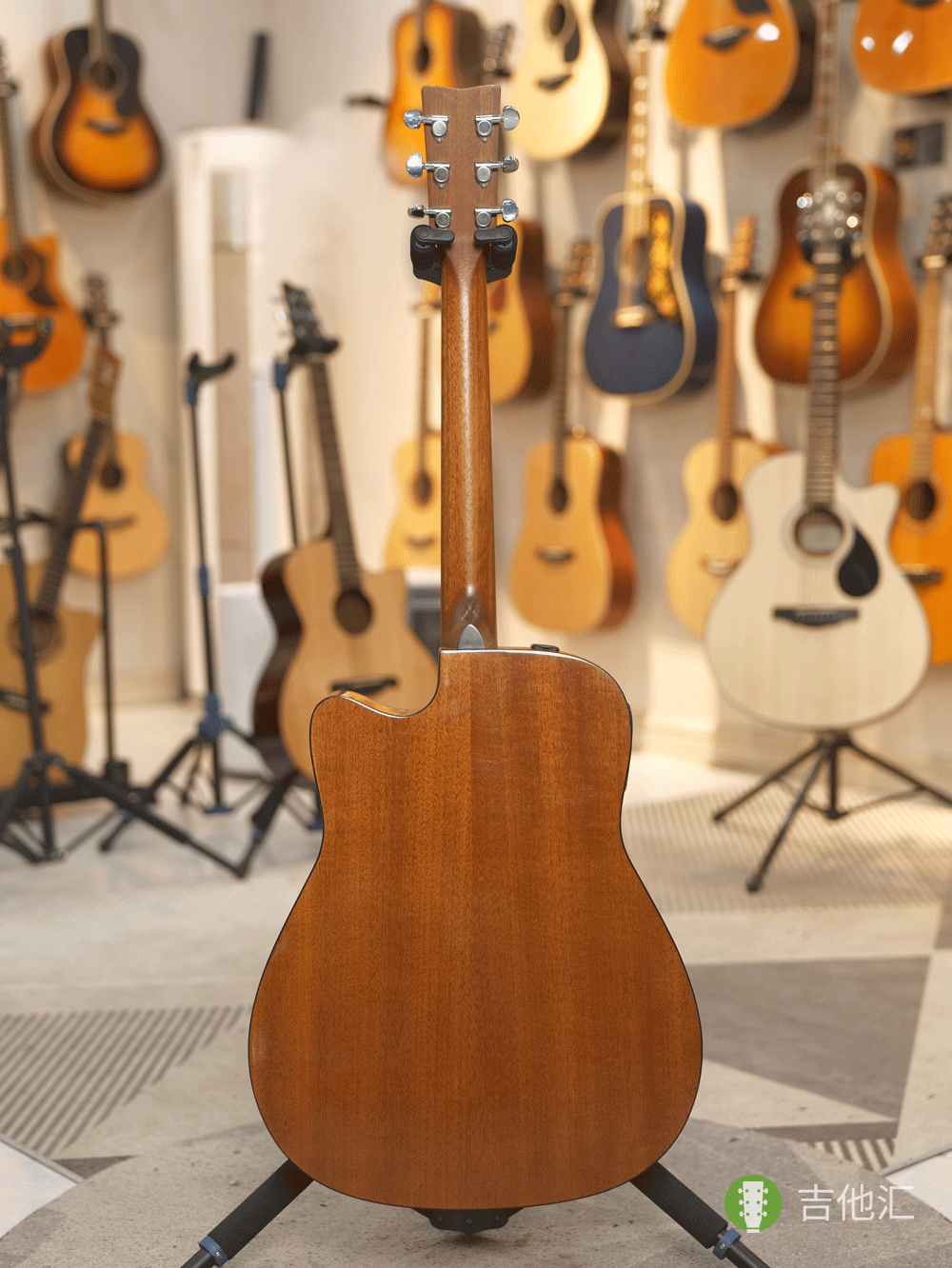 雅马哈FGX800CVN 背面实拍图