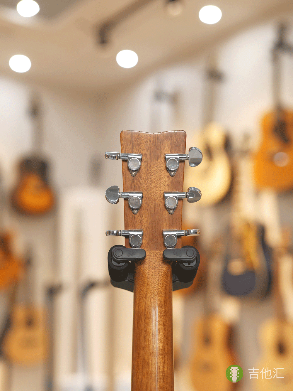 雅马哈FG730S 弦钮实拍图