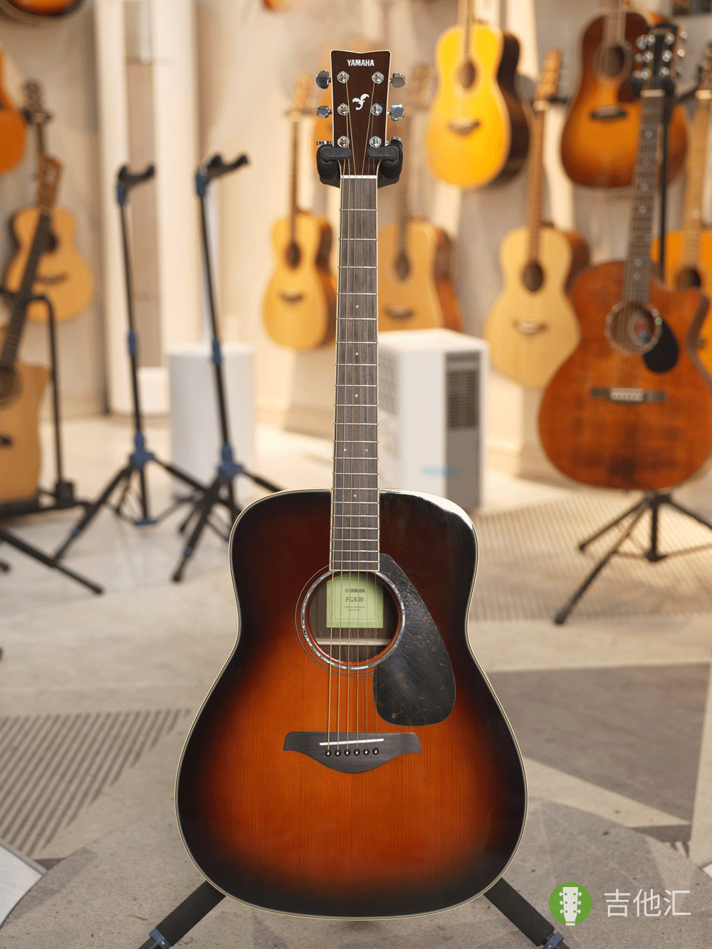 雅马哈FG830 正面实拍图