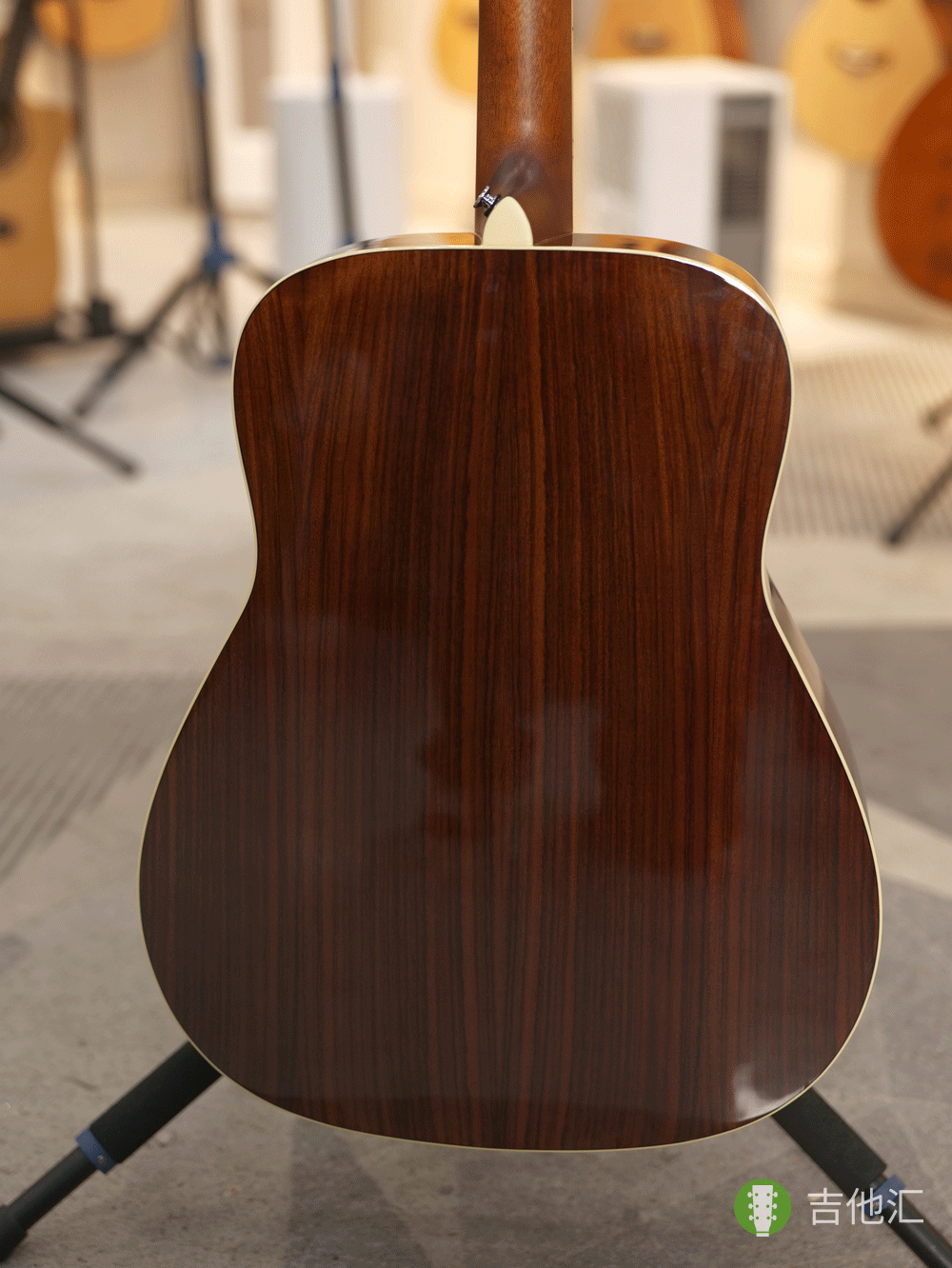 雅马哈FG830 背板实拍图