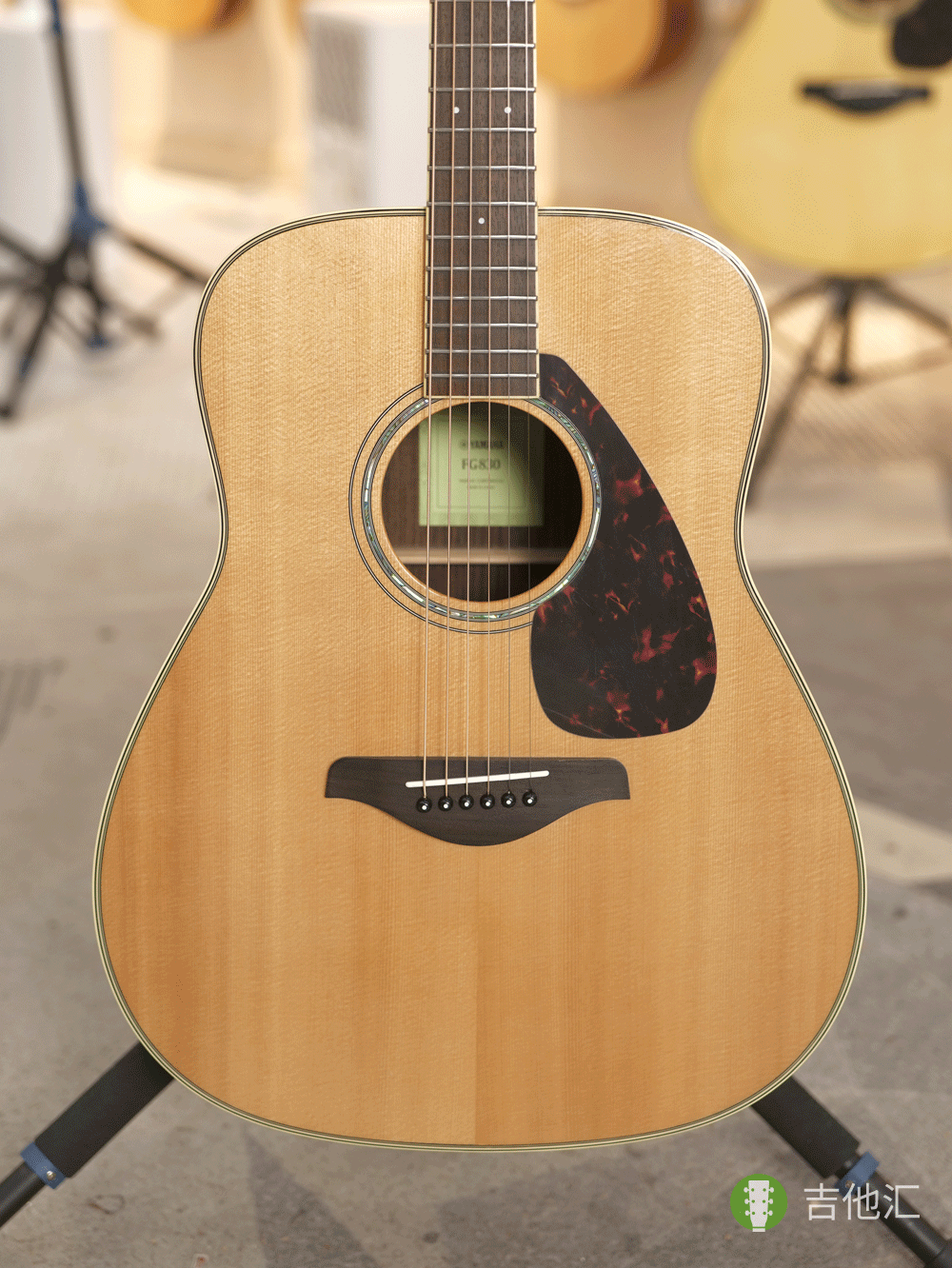 雅马哈FG830 面板实拍图