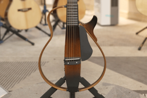 雅马哈SLG200S 二手95新 IIM21C028