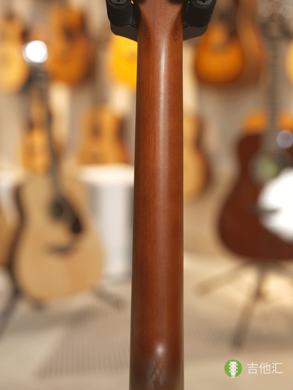 雅马哈FG850 琴颈实拍图