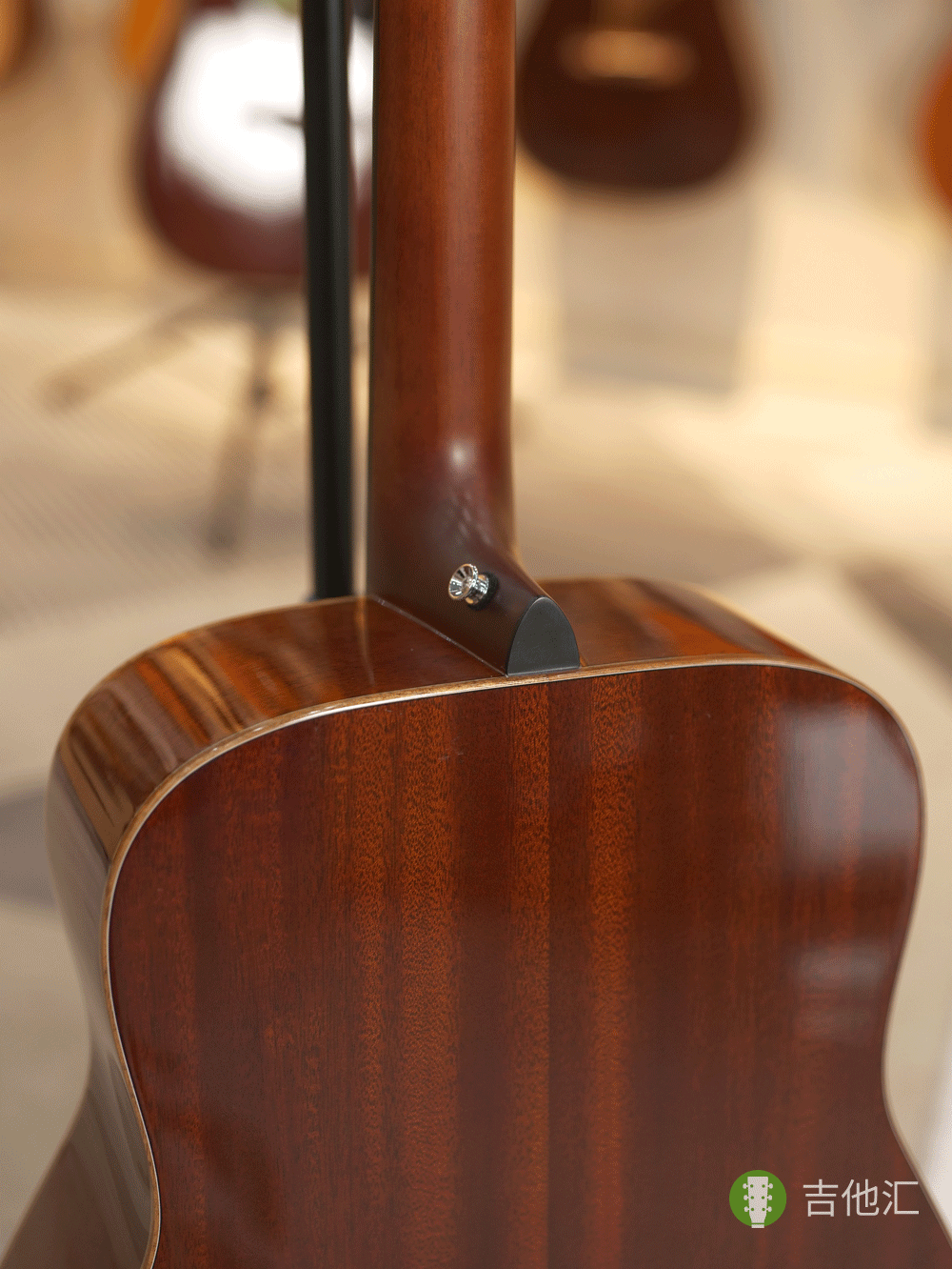 雅马哈FG850 琴颈接柄处实拍图