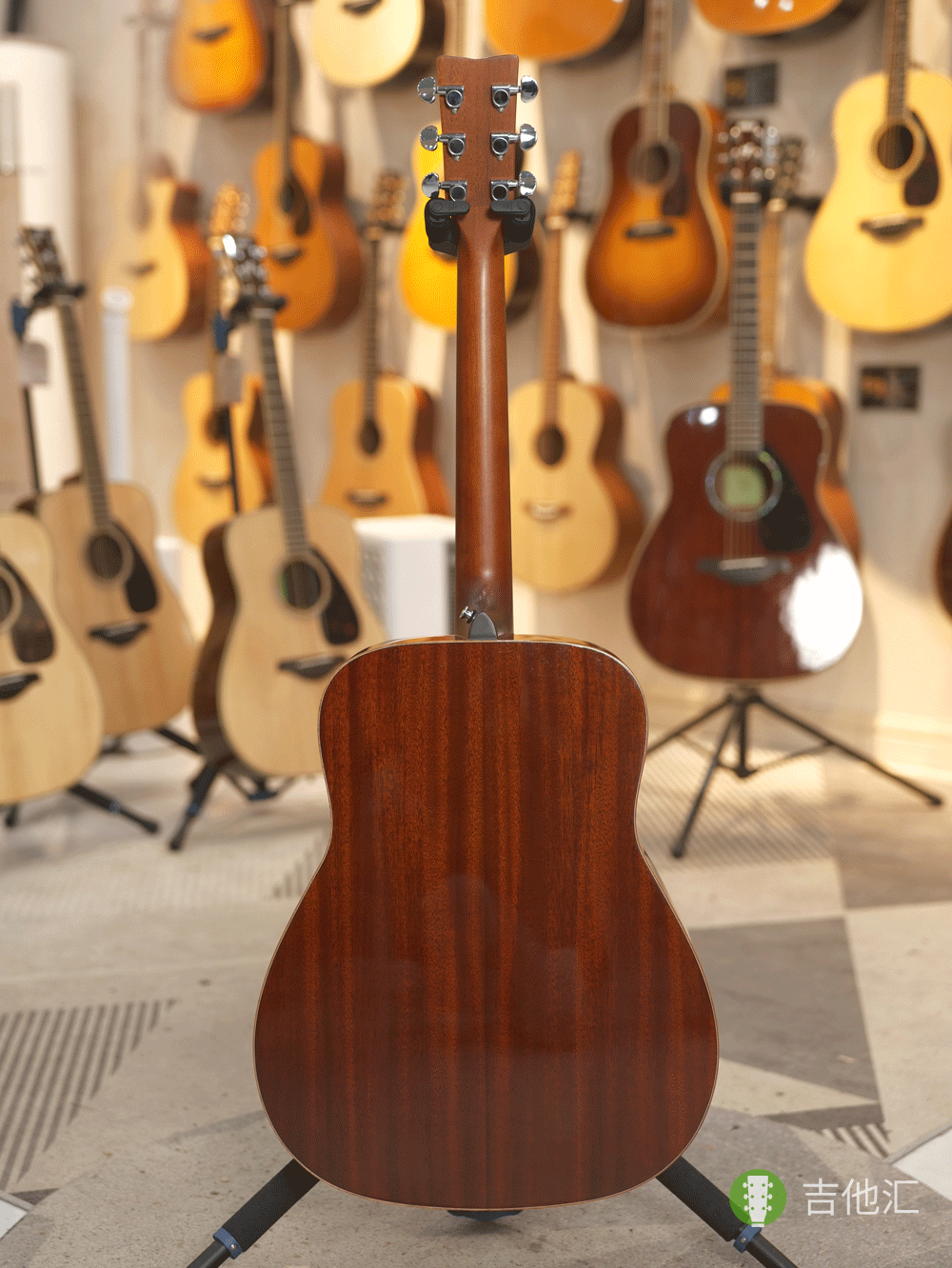 雅马哈FG850 背面实拍图