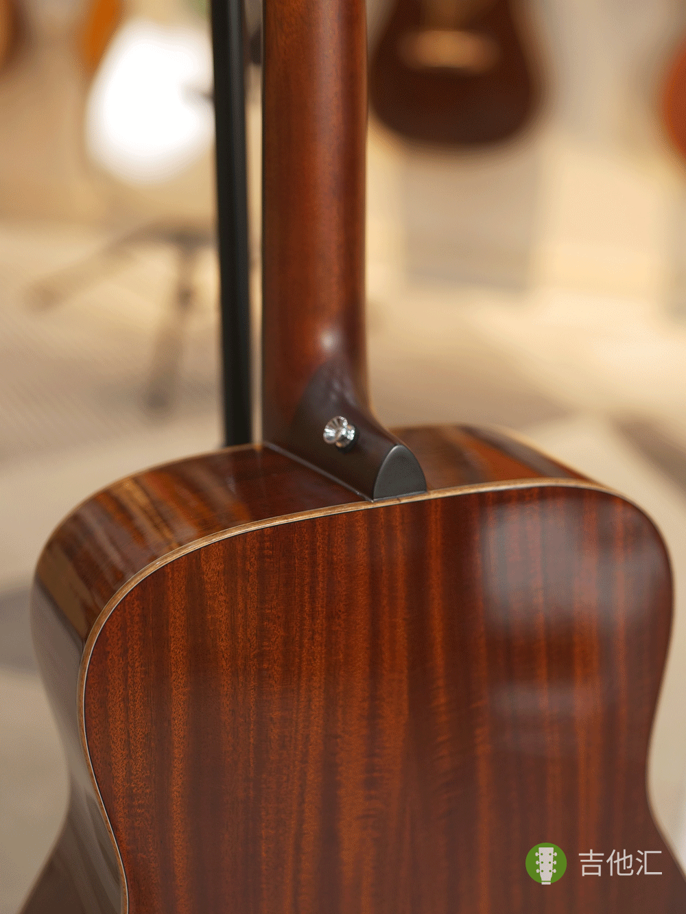 雅马哈FG850 琴颈接柄处实拍图