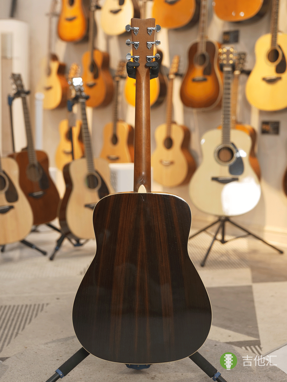 雅马哈FG830 背面实拍图