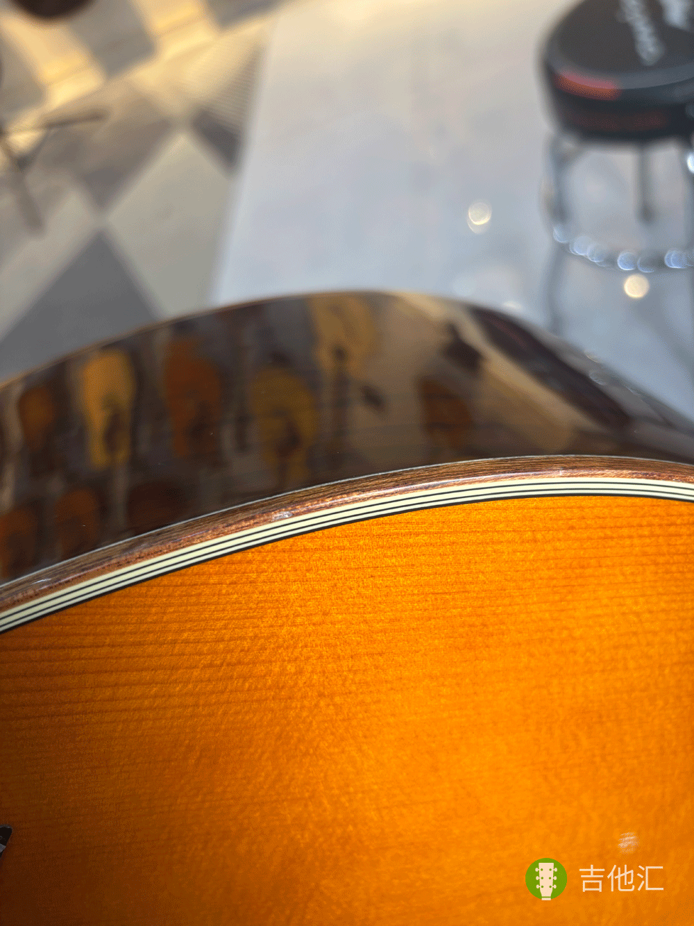 雅马哈A3R 包边磕碰实拍图2