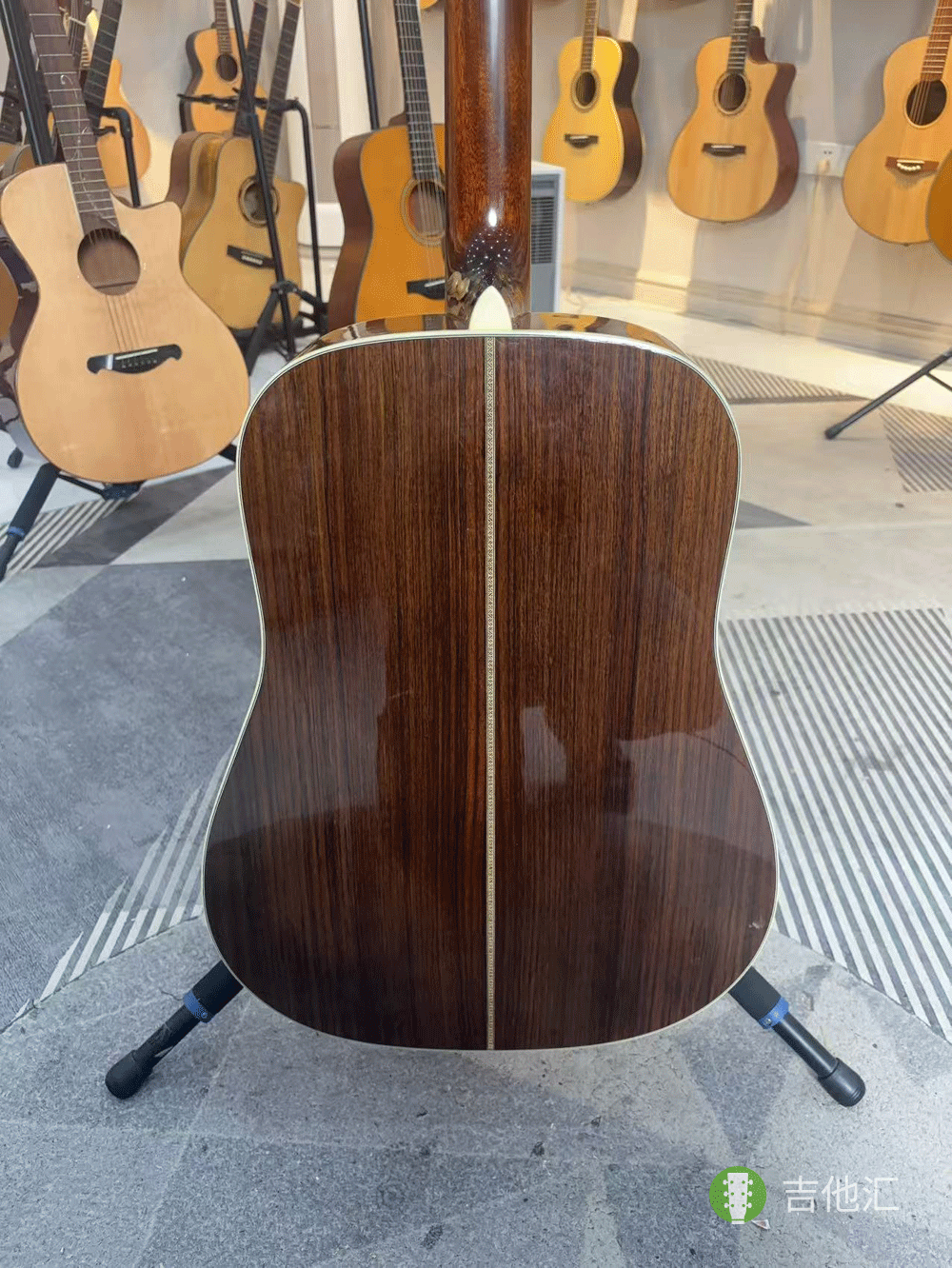 伊斯特曼E20D 背板实拍图