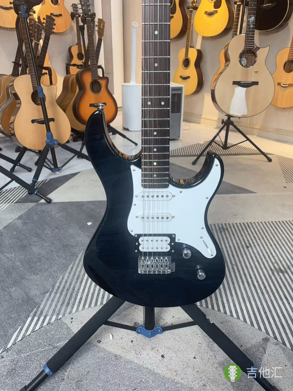 雅马哈PAC212CFM 面板实拍图