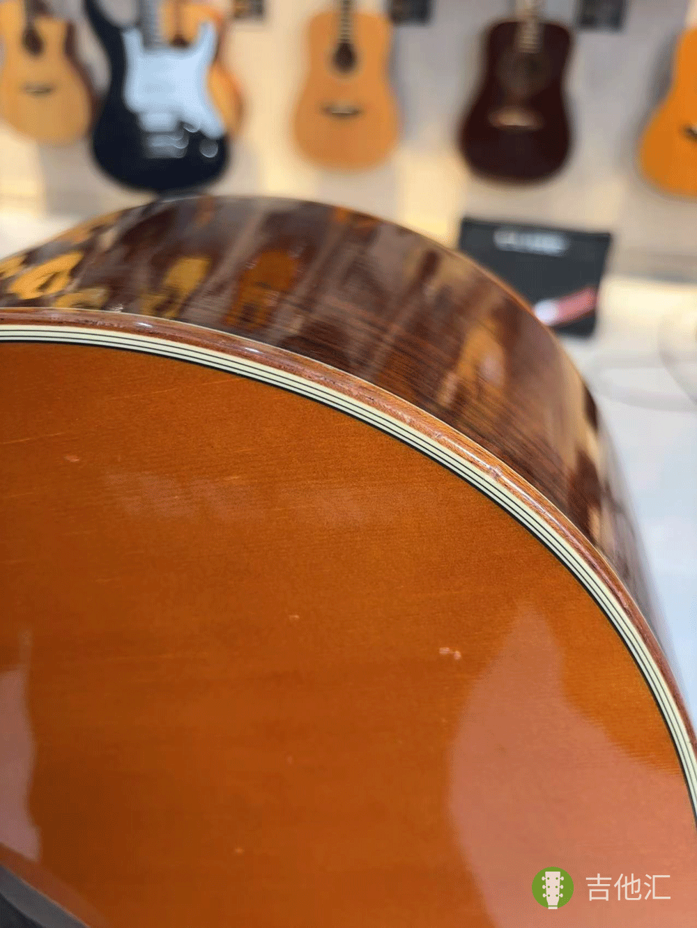 雅马哈A1R 包边磕碰实拍图