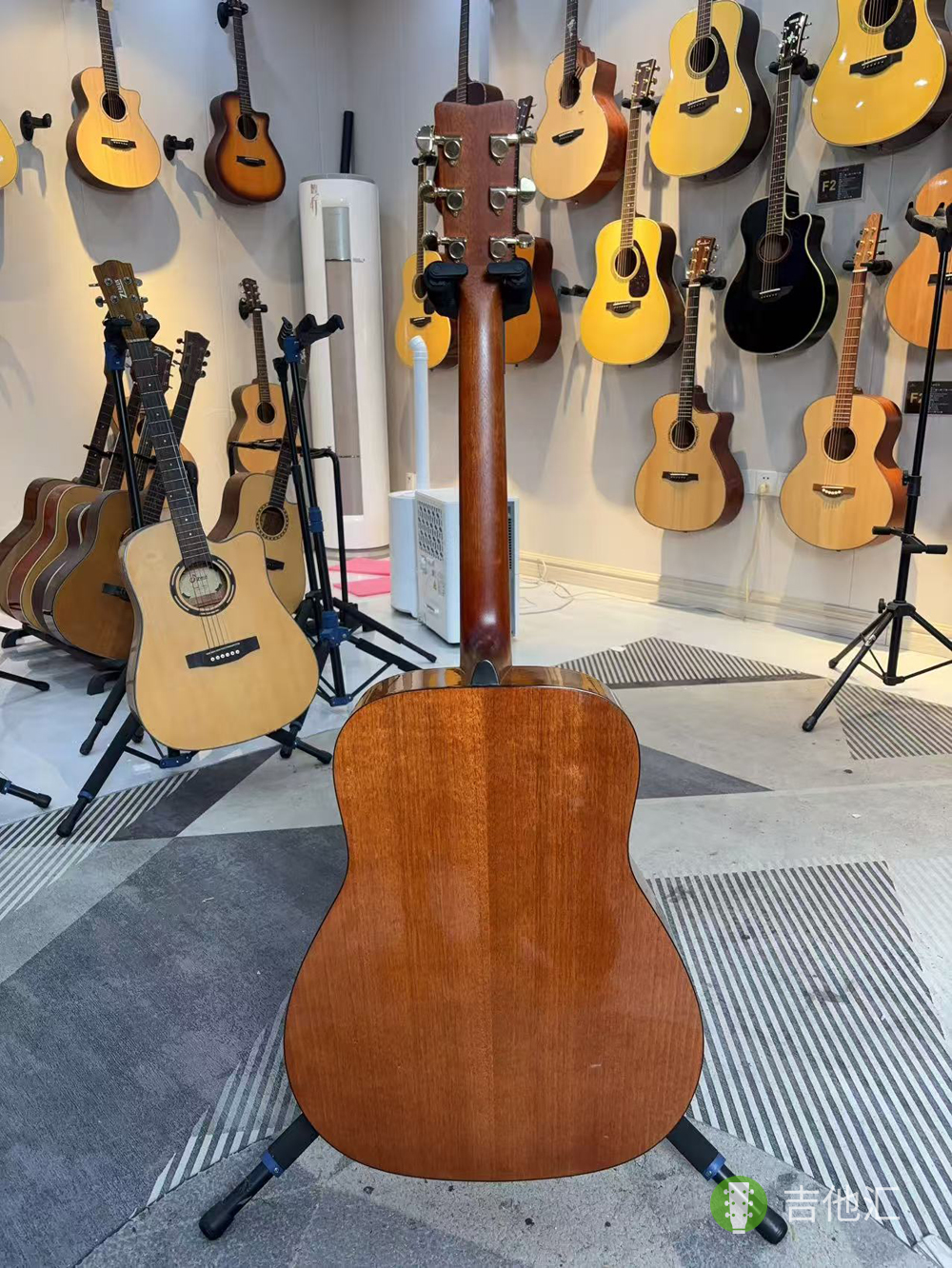 雅马哈FG705S 背面实拍图