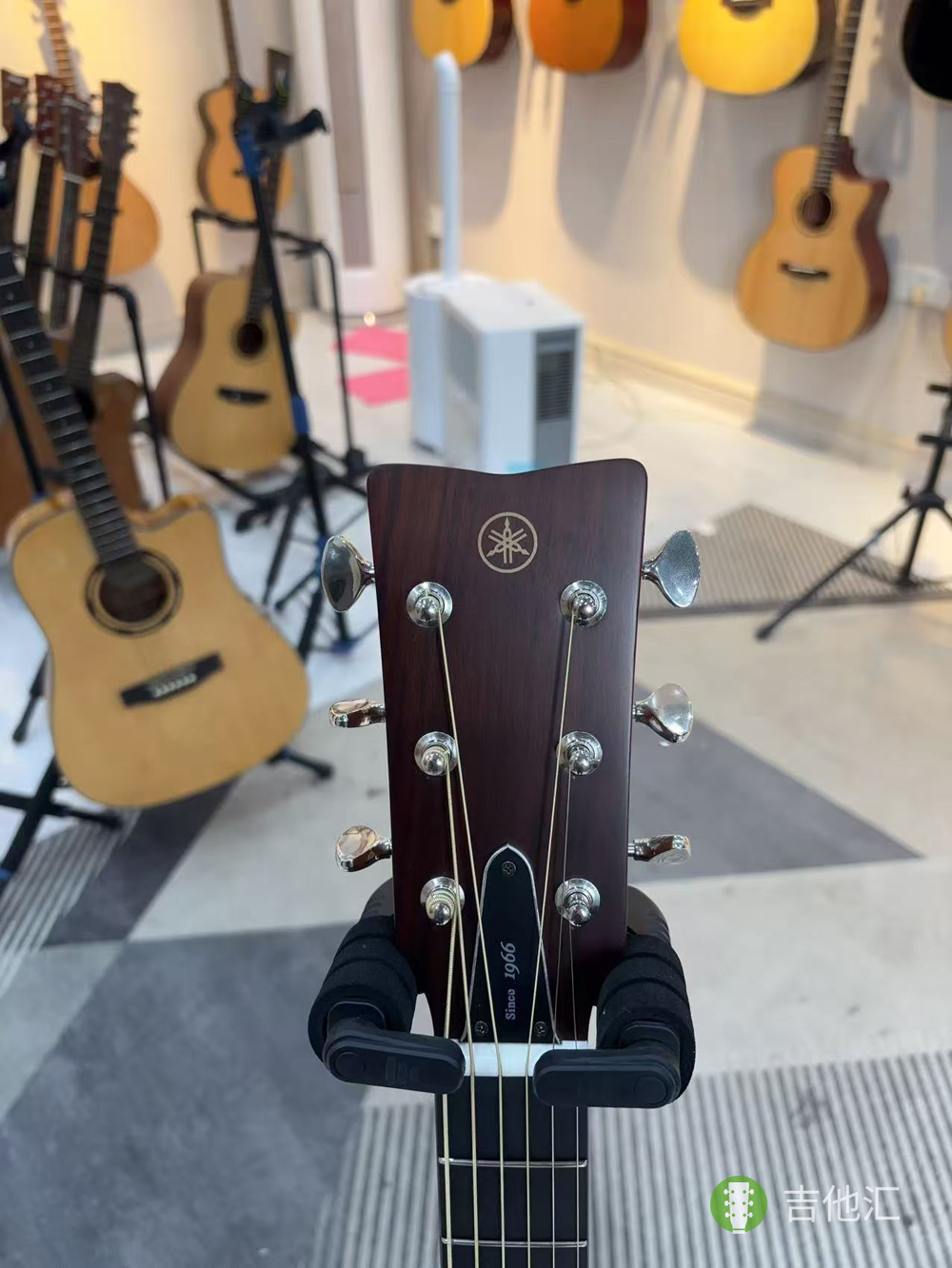 雅马哈FG3 琴头实拍图