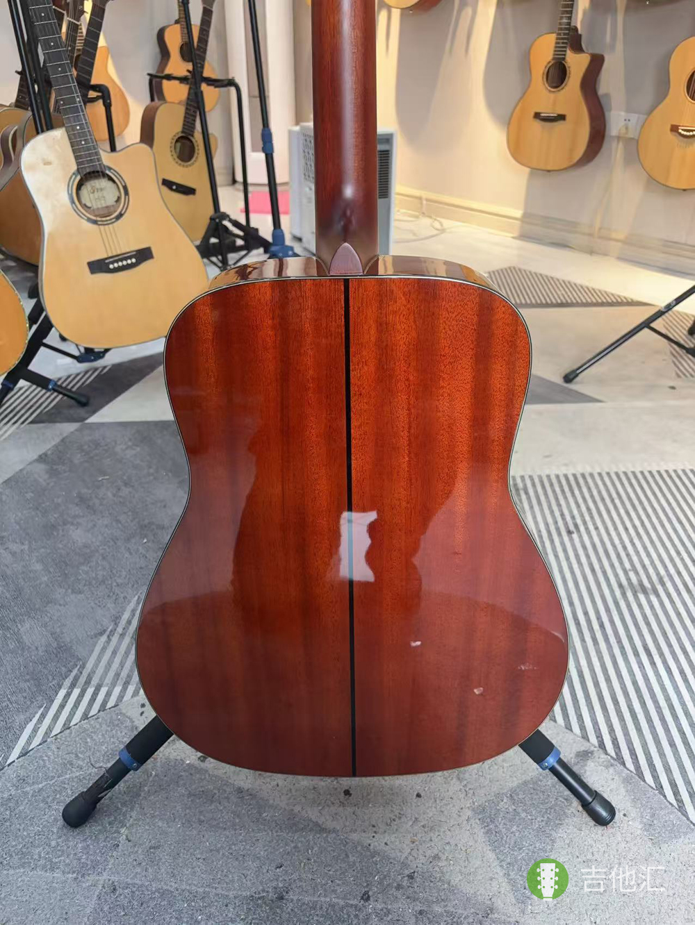 雅马哈FG5 背板实拍图