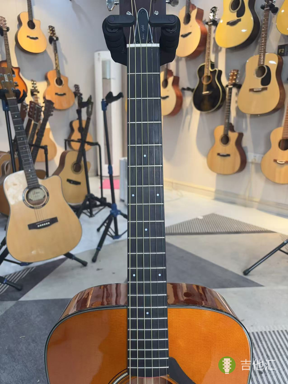 雅马哈FG5 指板实拍图